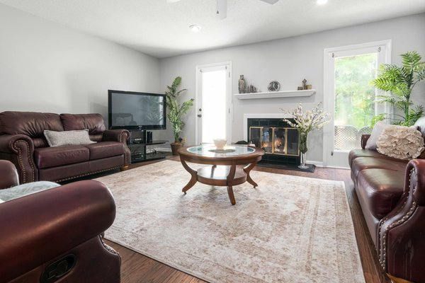 Les roses éternelles sous cloche : le cadeau parfait pour chaque occasion